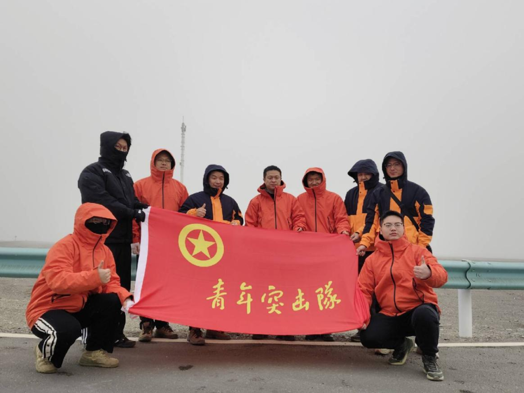 20260702715962.png 0630新疆S241木鄯公路改扩建青年突击队.png