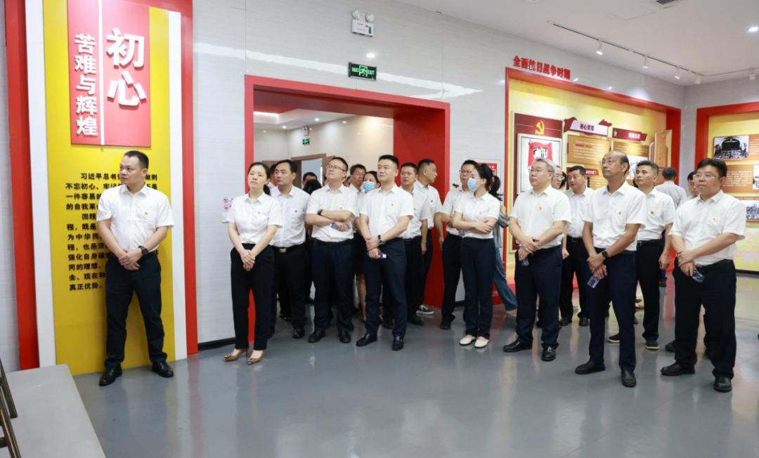 20260731564361.png 坚决把纪律规矩挺在前面——湖南轨道集团各二级公司扎实开展“党风廉政教育月”活动2.png