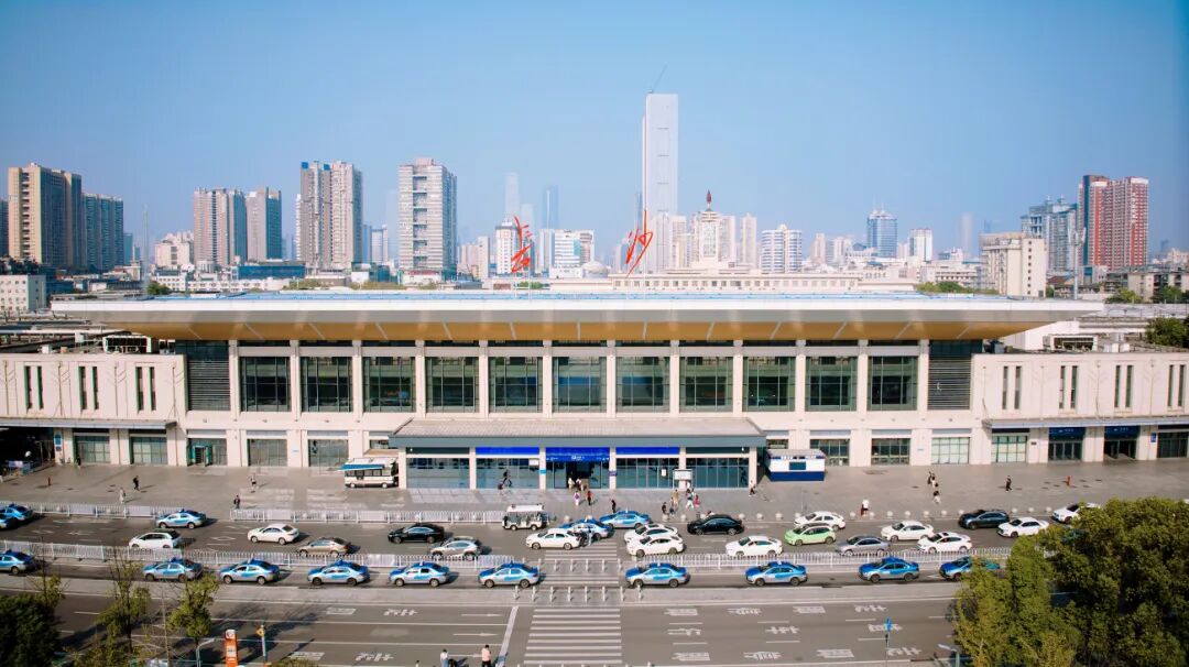 20260804139814.jpg 0804践服务三湘之诺 铸轨道先行之魂 ——写在观看湖南轨道集团《不忘初心、砥砺前行》思政课之后4.jpg