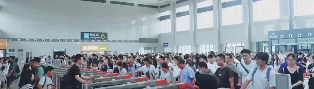 20260804726505.jpg 0804图文分享丨湘江奔涌 轨道情长——湖南轨道集团这堂思政课讲了什么14.jpg